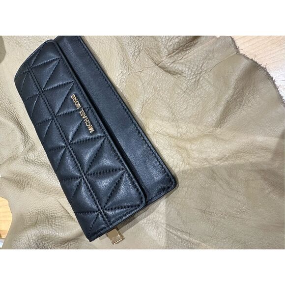 Michael Kors Jet Set Black Quilted Wallet New without Tags - Picture 9 of 11
